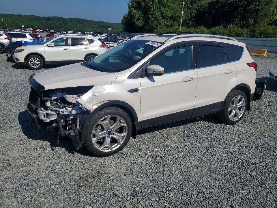 2019 FORD ESCAPE TITANIUM - 1