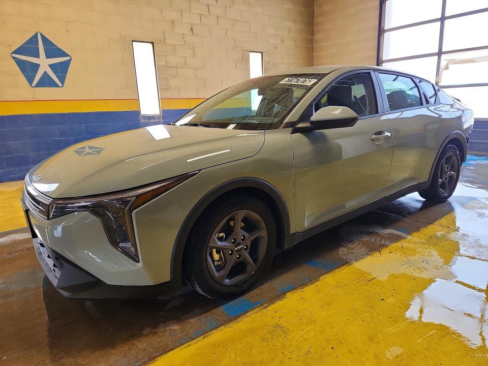 2026 KIA K4 LXS - 1