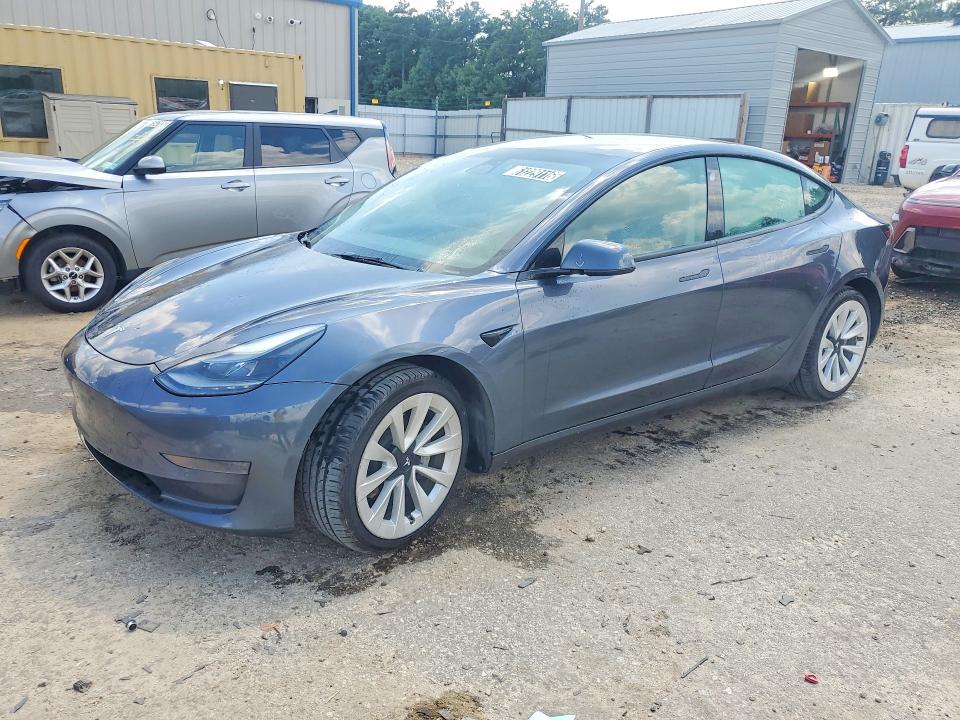 2022 TESLA MODEL 3 - 1