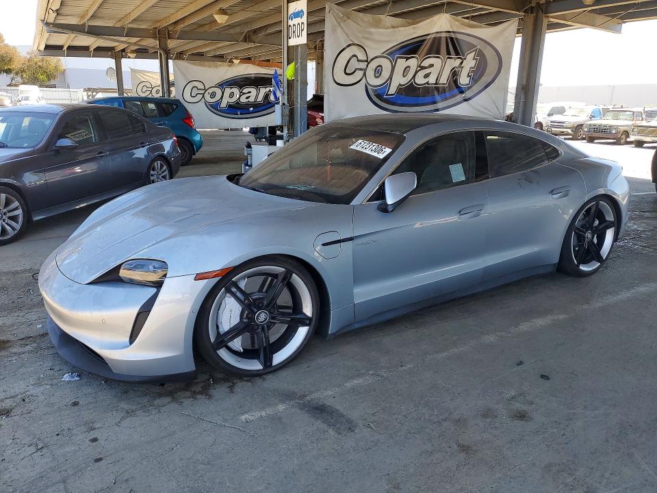 2020 PORSCHE TAYCAN 4S - 1