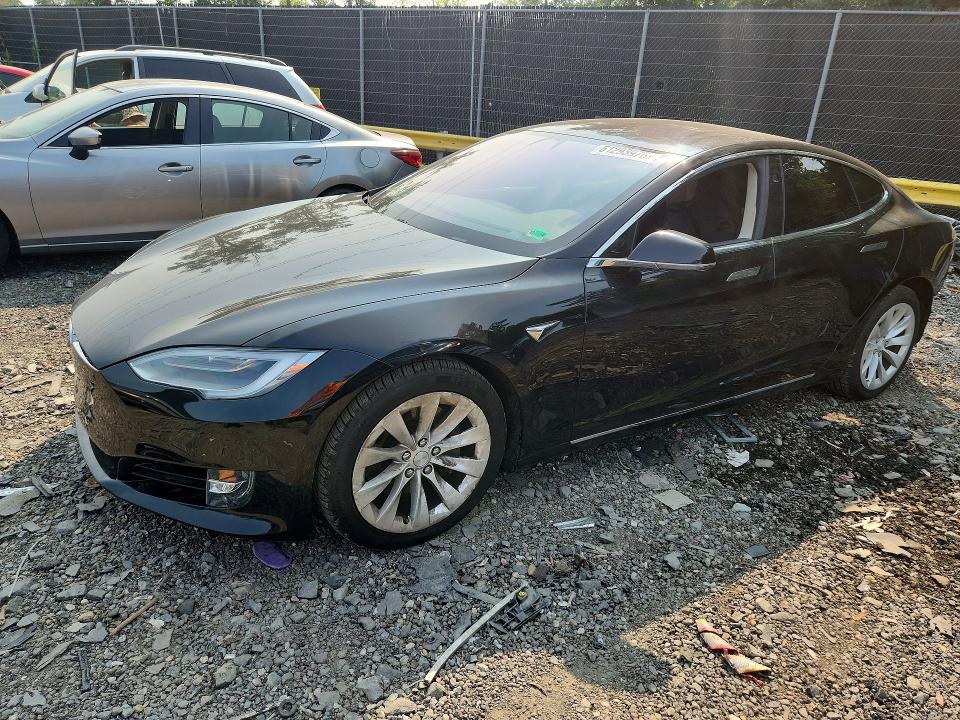 2017 TESLA MODEL S - 1