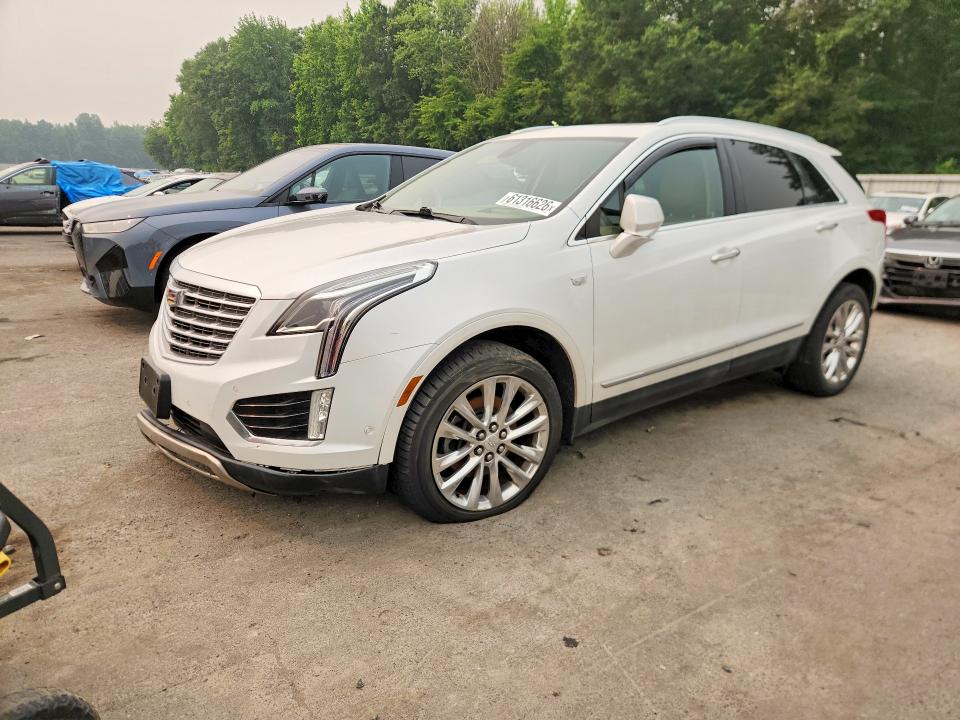 2017 CADILLAC XT5 PLATINUM - 1