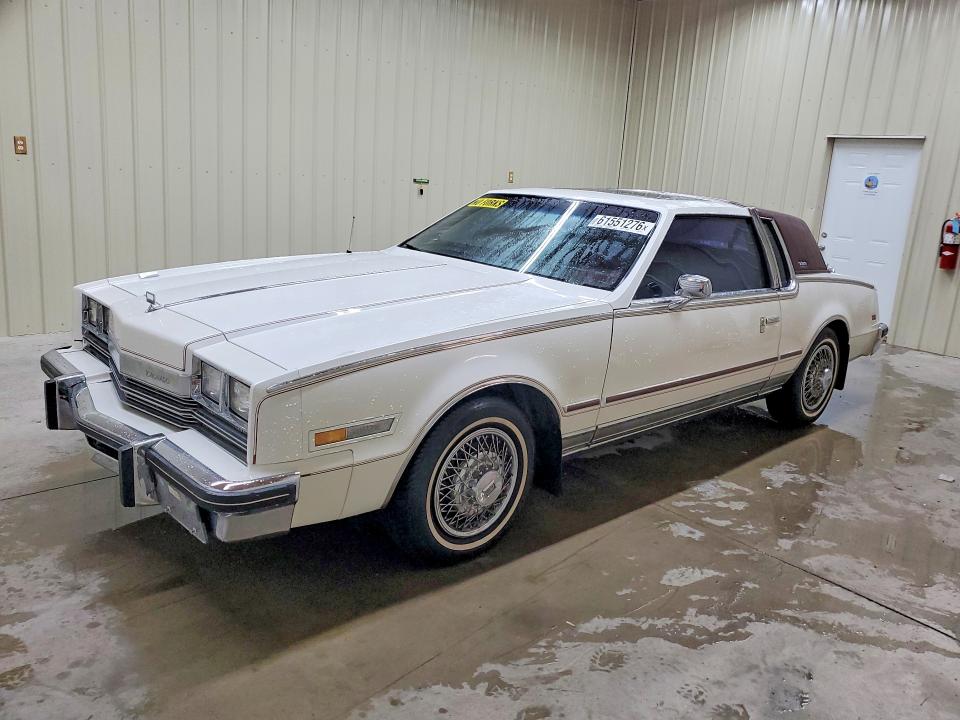 1984 OLDSMOBILE TORONADO BROUGHAM - 1