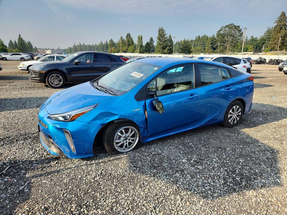 2021 TOYOTA PRIUS XLE AWD-E - 1