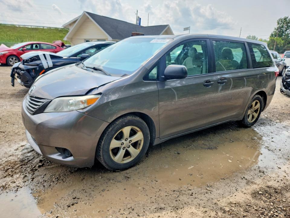 2017 TOYOTA SIENNA L 7-PASSENGER - 1