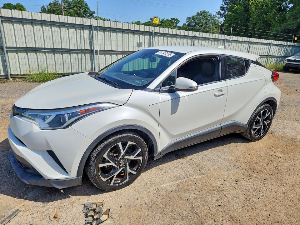 2019 TOYOTA C-HR LIMITED - 1