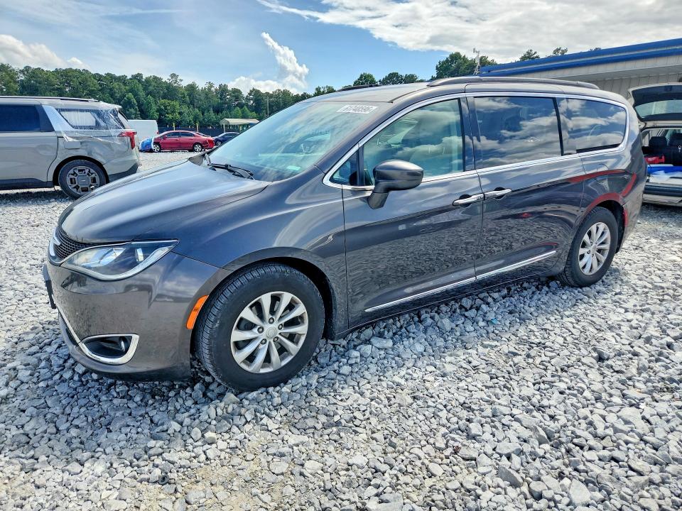 2017 CHRYSLER PACIFICA TOURING L - 1