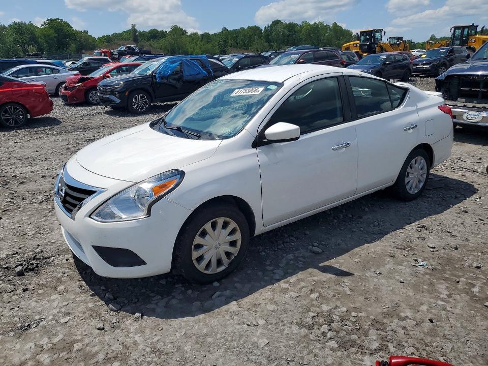 2018 NISSAN VERSA SV - 1