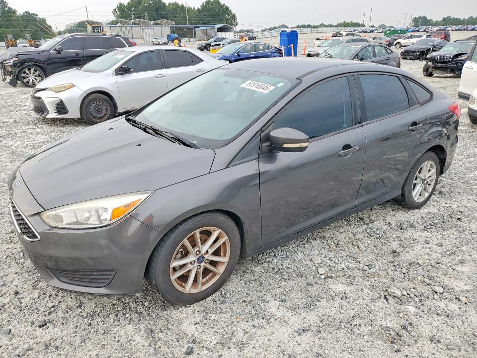 2017 FORD FOCUS SE - 1