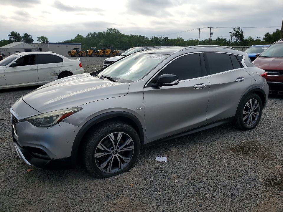 2017 INFINITI QX30 PREMIUM - 1