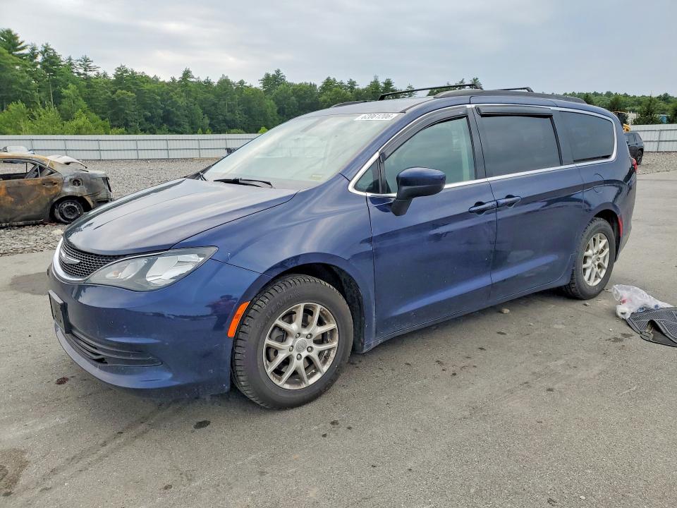 2017 CHRYSLER PACIFICA TOURING - 1