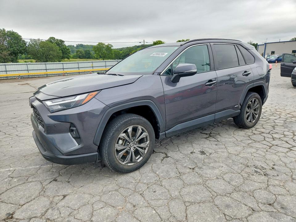 2022 TOYOTA RAV4 XLE PREMIUM - 1
