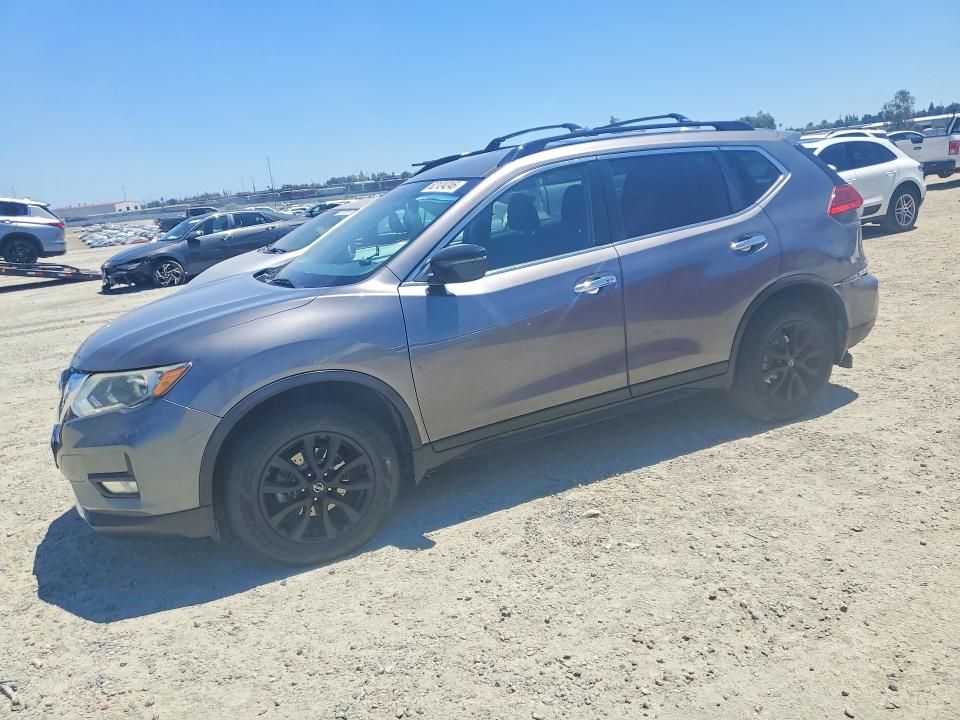 2017 NISSAN ROGUE SV - 1