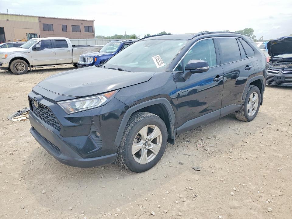 2020 TOYOTA RAV4 XLE - 1