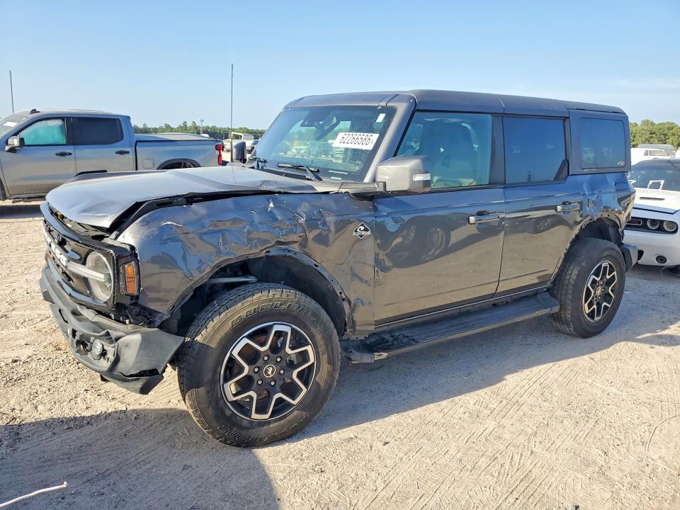 2024 FORD BRONCO OUTER BANKS - 1