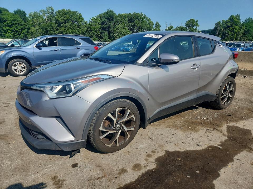 2018 TOYOTA C-HR XLE - 1