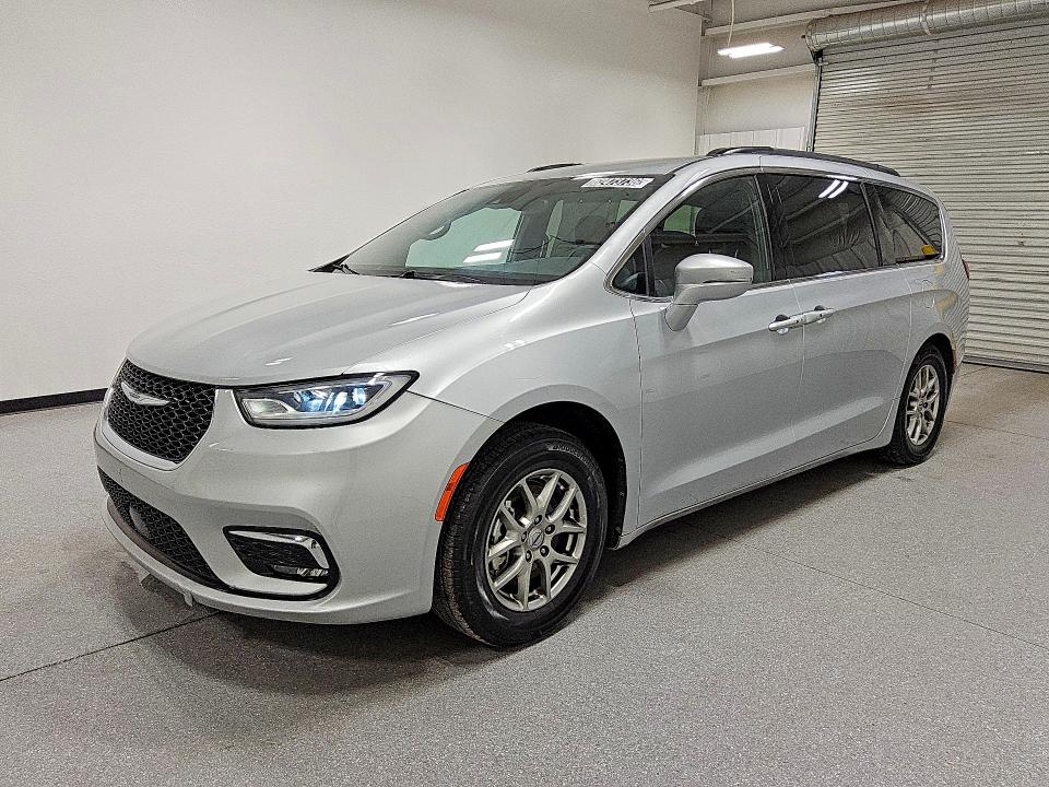 2022 CHRYSLER PACIFICA TOURING - 1