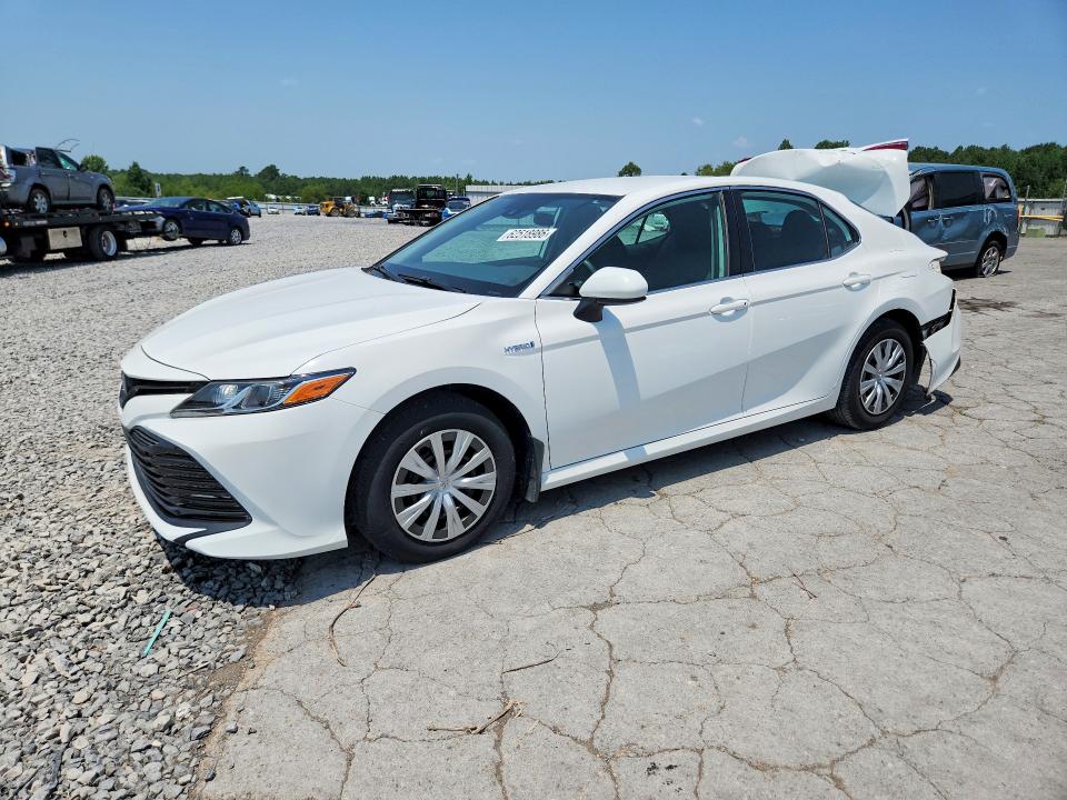 2020 TOYOTA CAMRY LE - 1