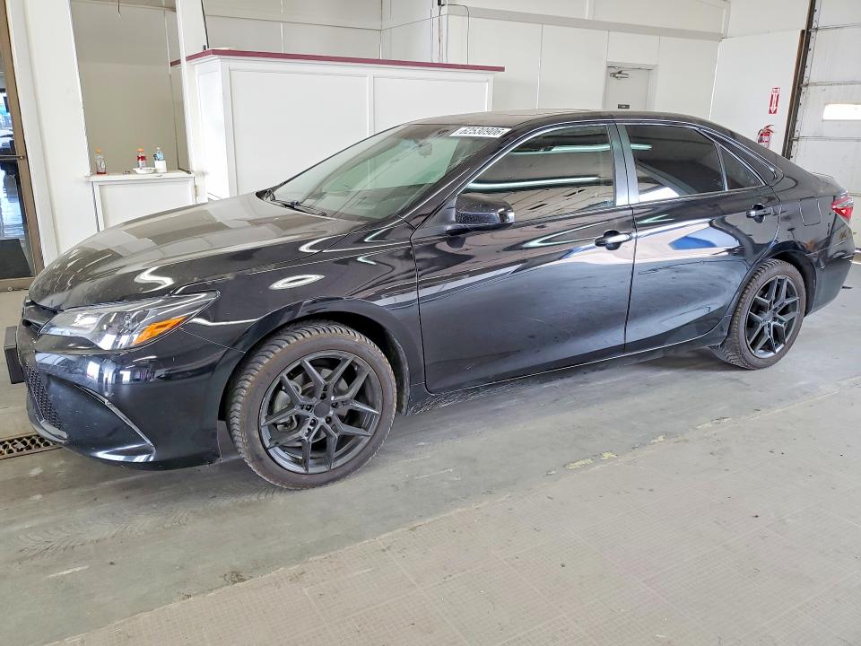 2017 TOYOTA CAMRY XSE - 1