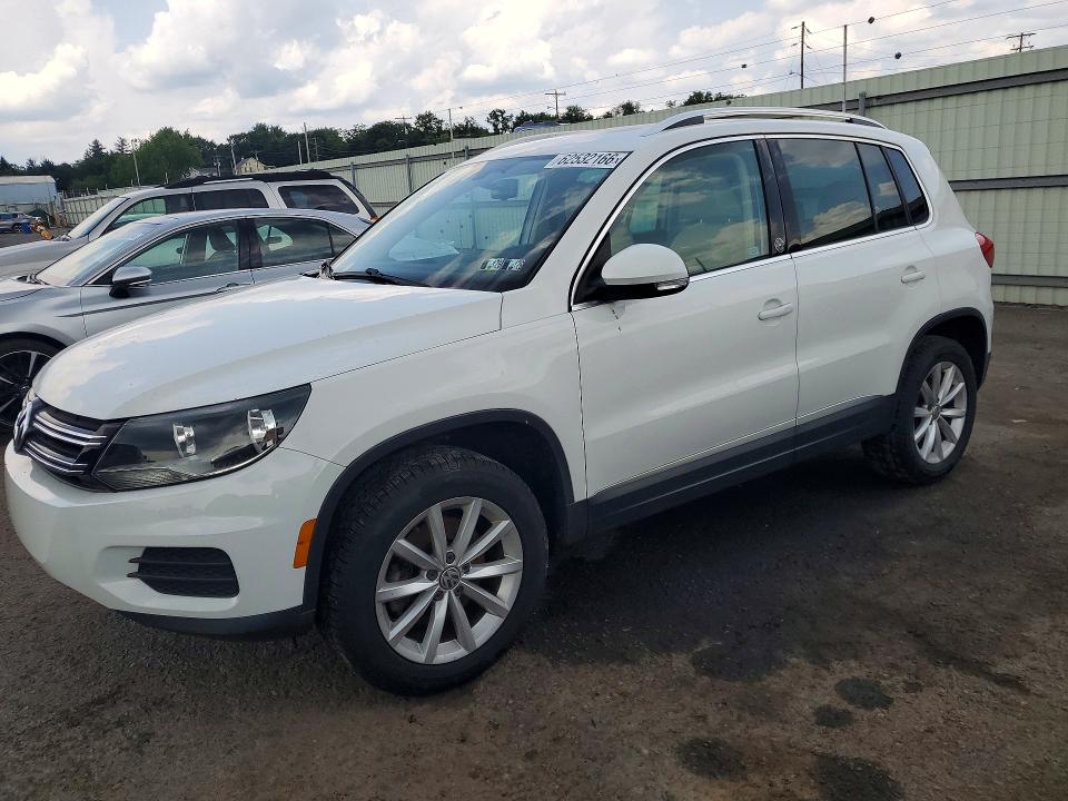 2017 VOLKSWAGEN TIGUAN WOLFSBURG - 1
