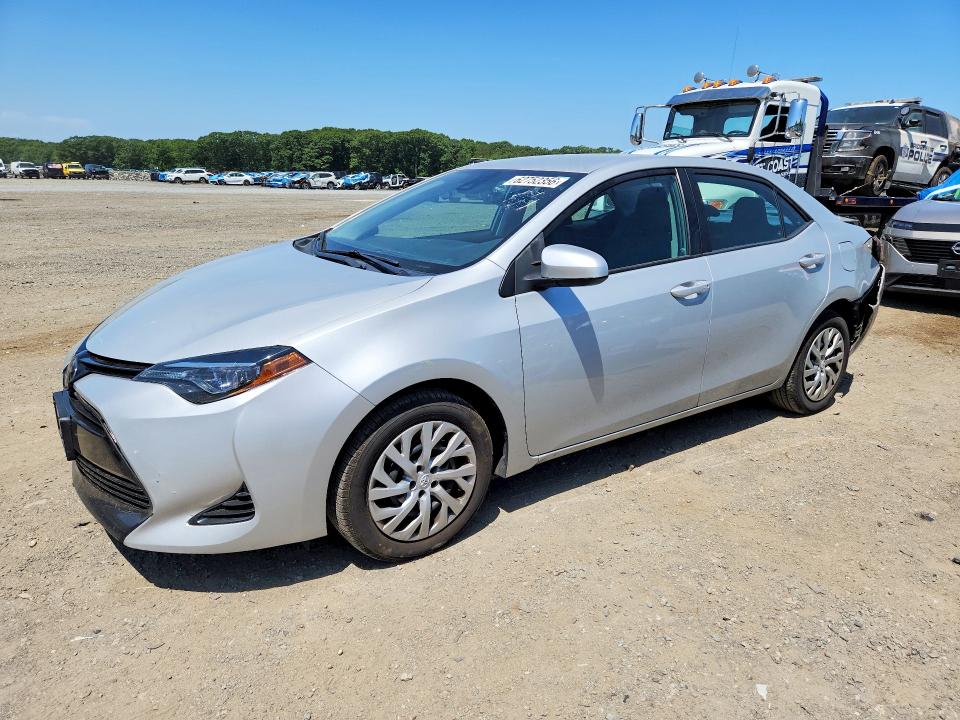 2017 TOYOTA COROLLA LE - 1