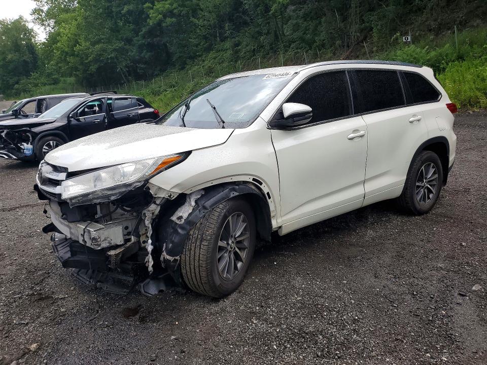 2017 TOYOTA HIGHLANDER XLE - 1