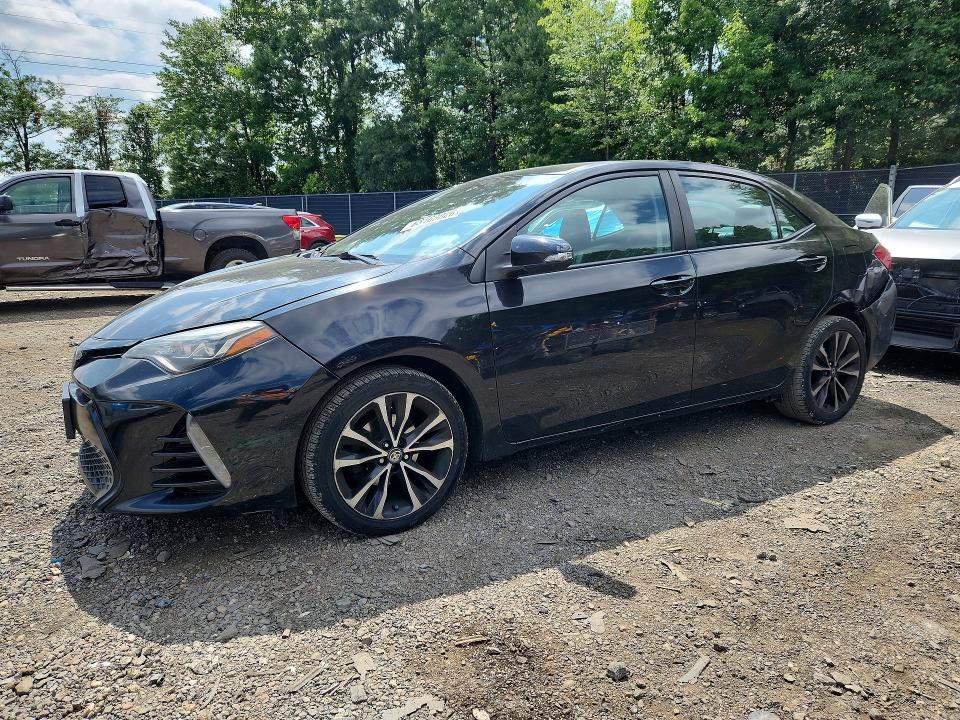 2017 TOYOTA COROLLA SE - 1