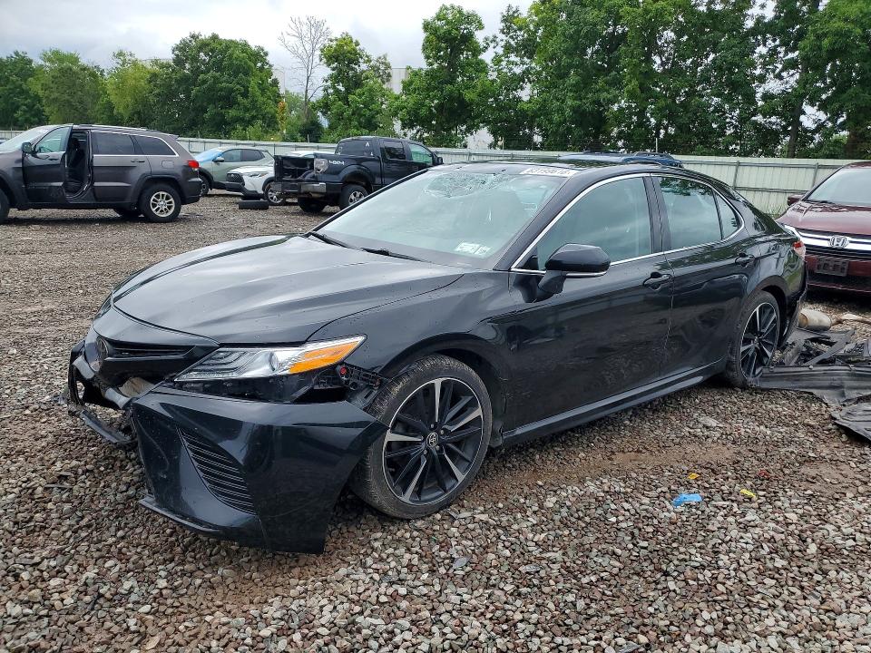 2020 TOYOTA CAMRY XSE - 1