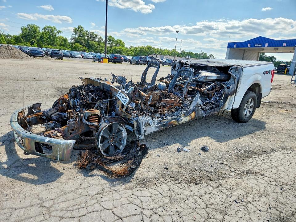 2017 FORD F150 SUPERCREW - 1