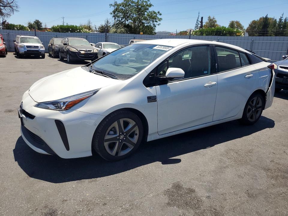 2019 TOYOTA PRIUS XLE - 1