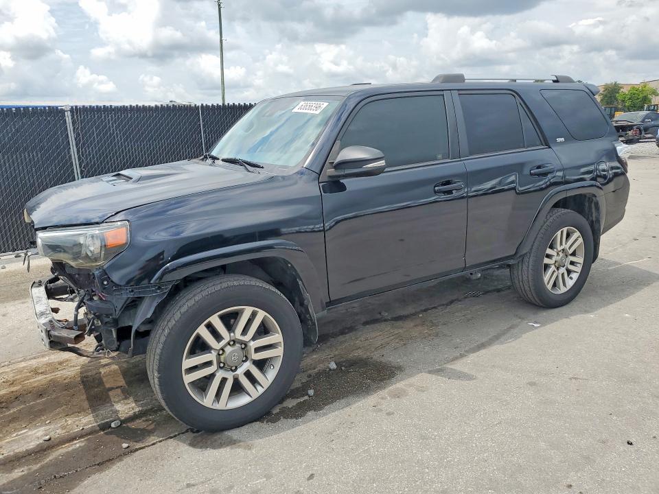 2020 TOYOTA 4RUNNER SR5 - 1