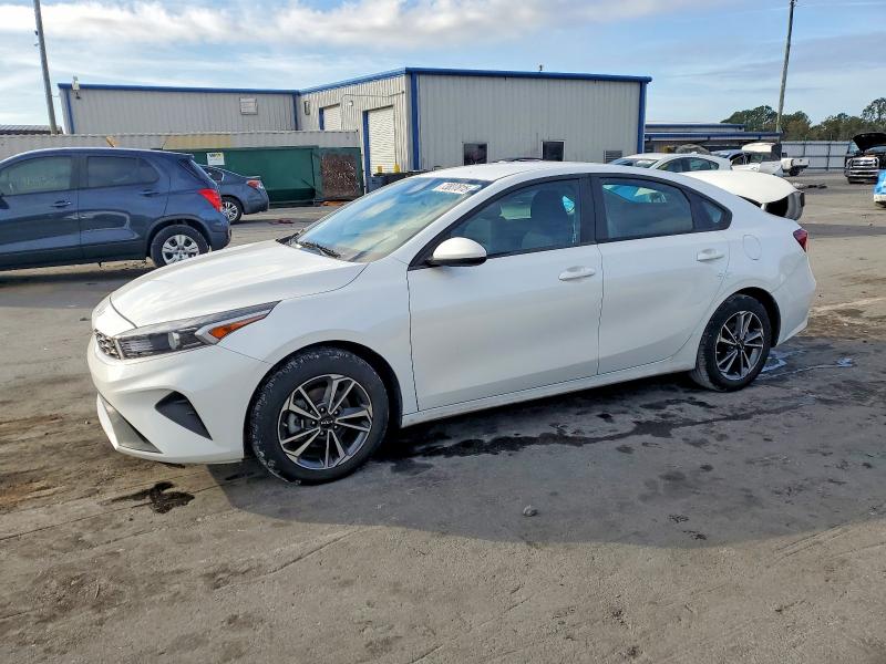2024 KIA FORTE - 1