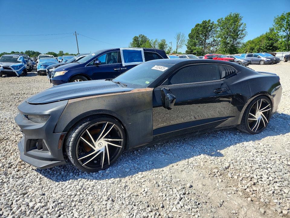 2017 CHEVROLET CAMARO LT - 1