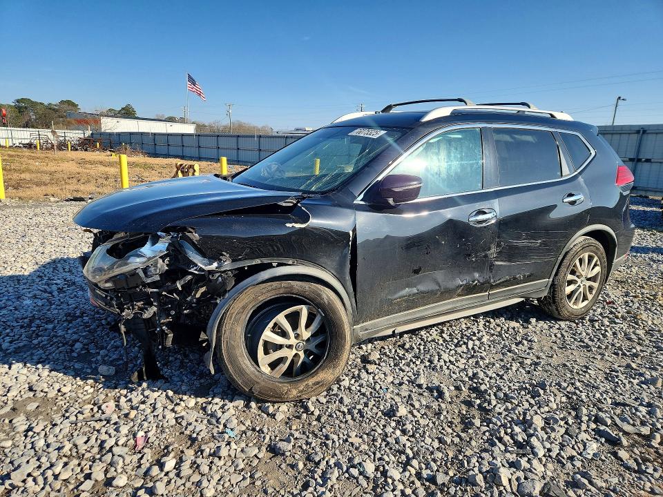 2017 NISSAN ROGUE SV - 1