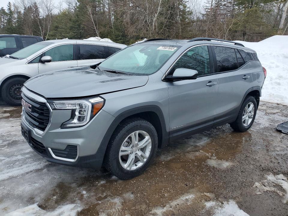 2023 GMC TERRAIN SLE - 1