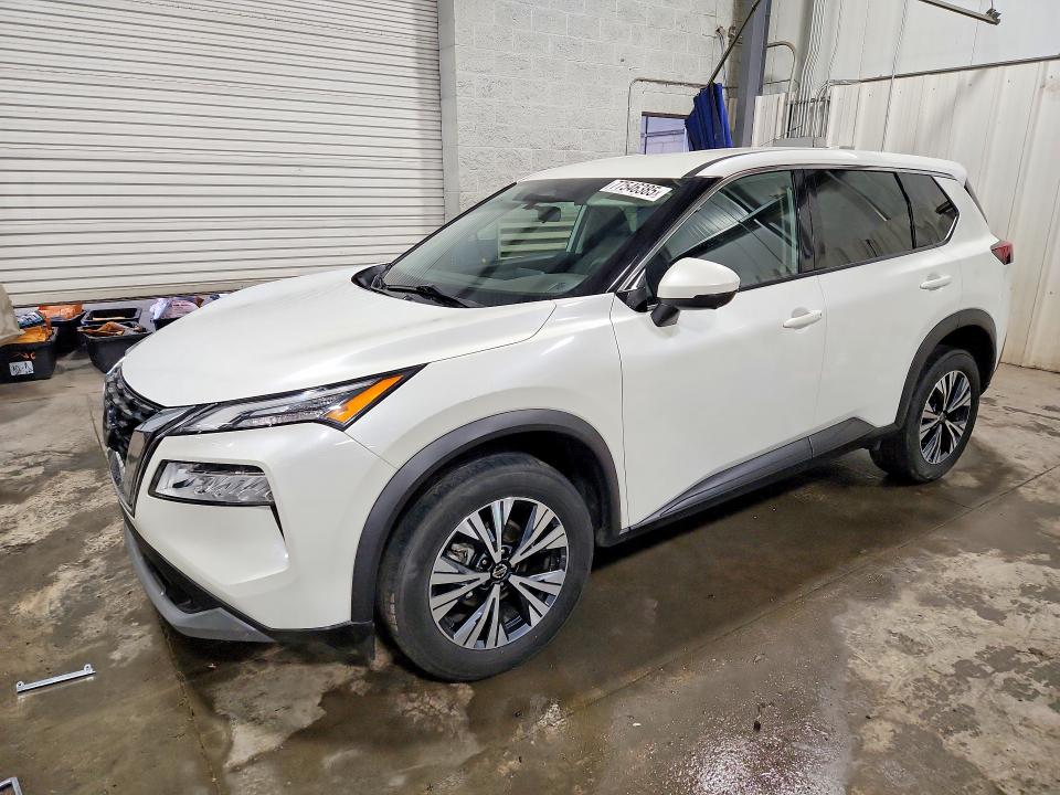 2021 NISSAN ROGUE SV - 1