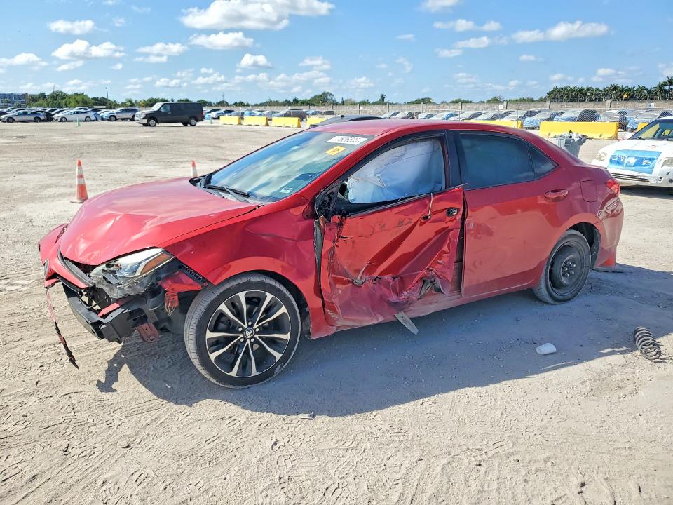2017 TOYOTA COROLLA SE - 1