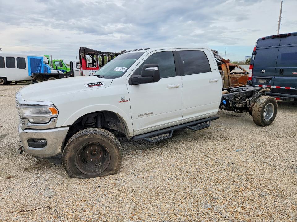 2024 RAM 3500 CAB & CHASSIS L - 1