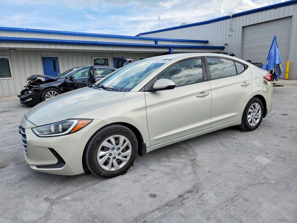 2017 HYUNDAI ELANTRA SE - 1