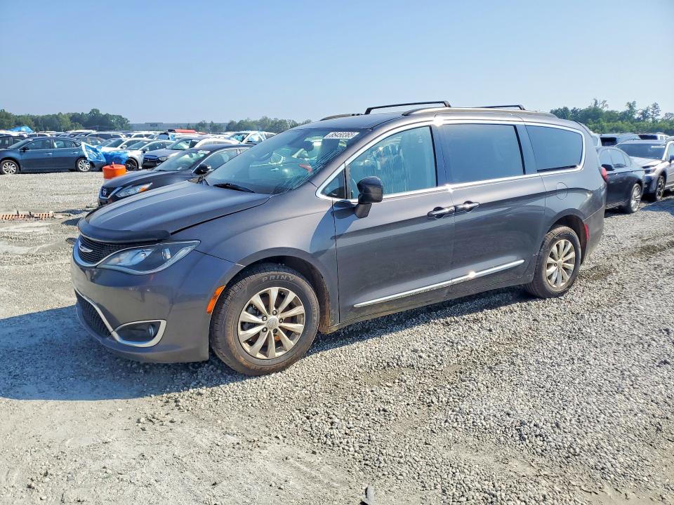 2017 CHRYSLER PACIFICA TOURING L - 1