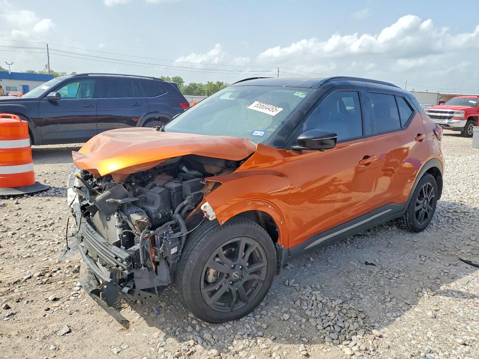 2023 NISSAN KICKS SR - 1