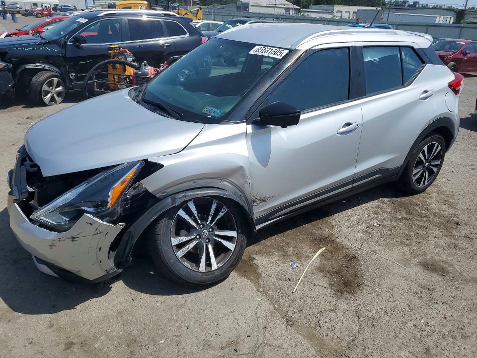 2019 NISSAN KICKS - 1