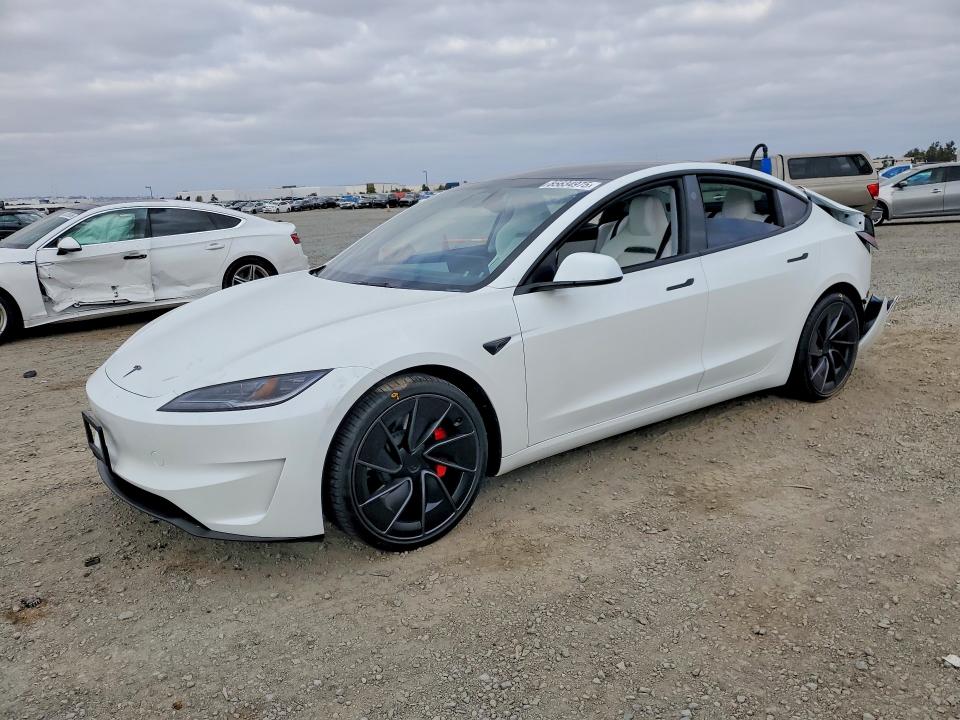 2026 TESLA MODEL 3 - 1