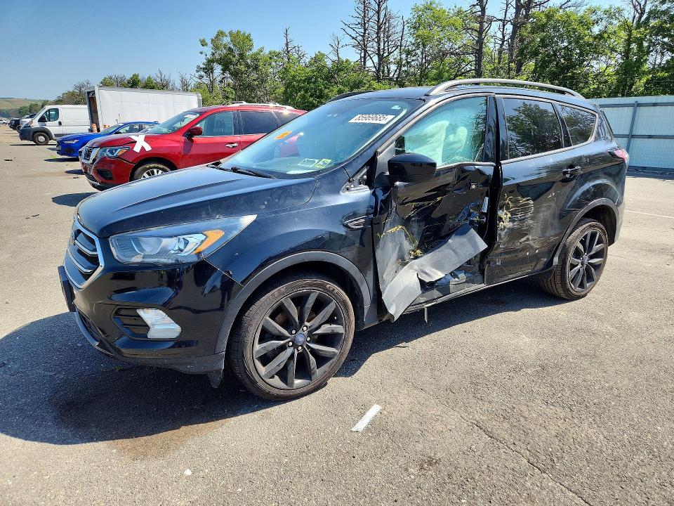2018 FORD ESCAPE SE - 1