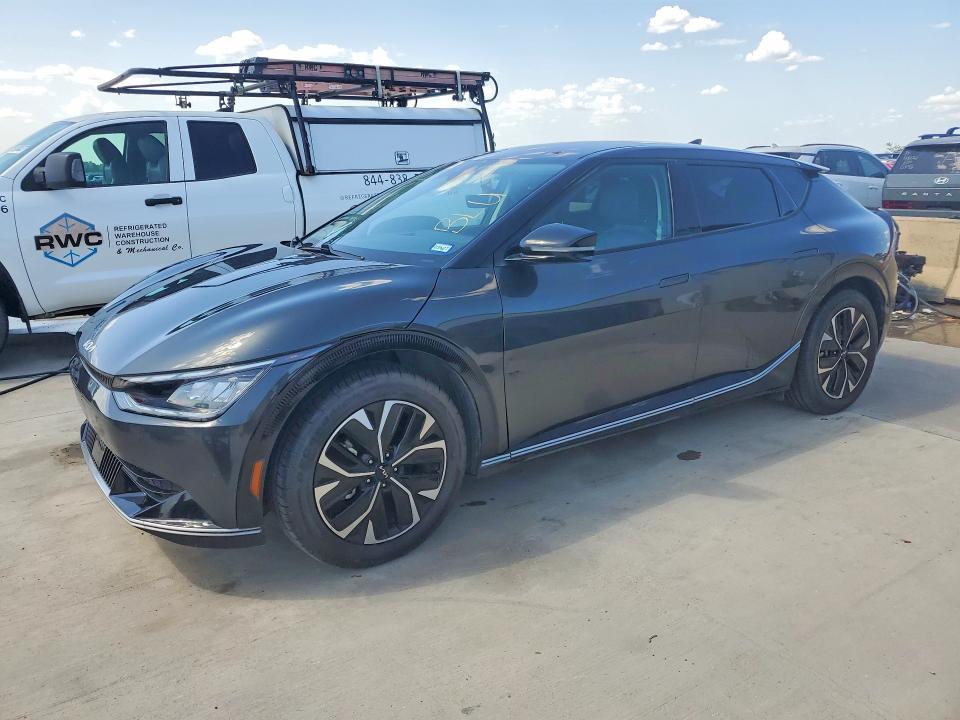 2024 KIA EV6 WIND - 1