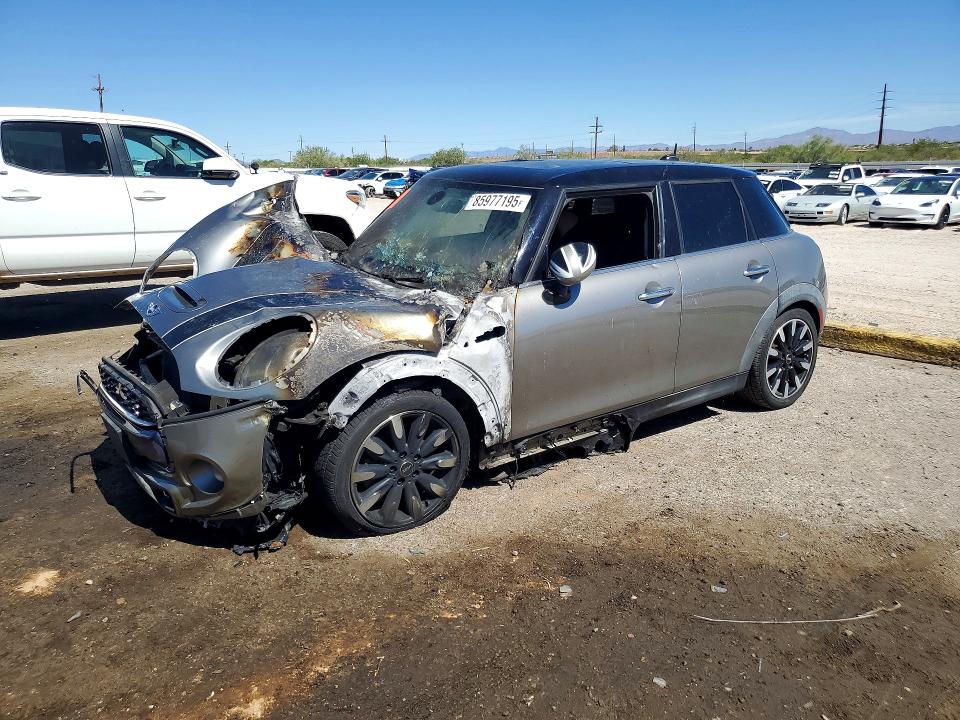 2017 MINI COOPER S - 1