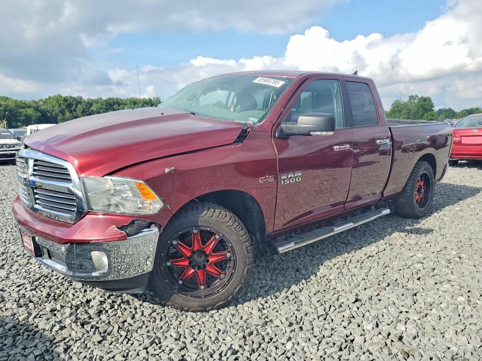 2018 RAM 1500 SLT - 1