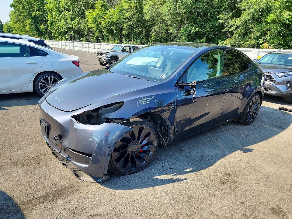 2022 TESLA MODEL Y - 1