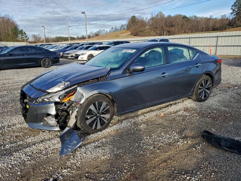 2021 NISSAN ALTIMA SV - 1