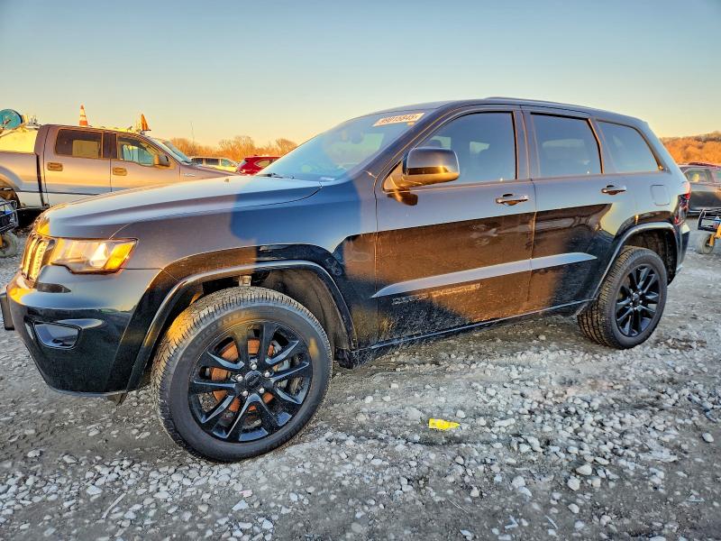2017 JEEP GRAND CHEROKEE LAREDO - 1